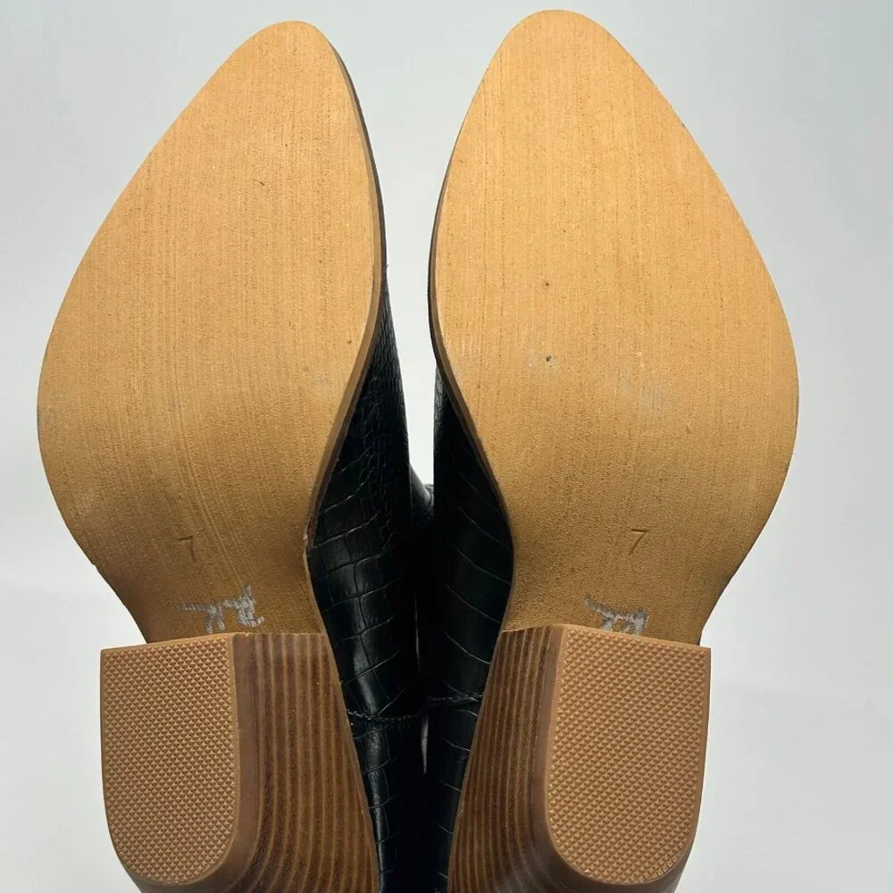 A Rider Girl Ankle Boot, Eleanor Faux Snake Skin Size 7 Western Cowgirl - Picture 5 of 7